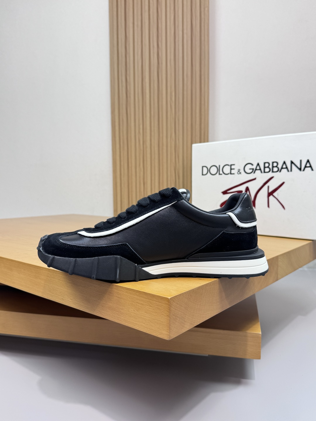 olce & Gabbana shoe